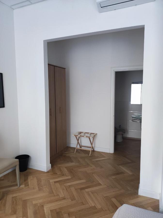 Piazza Goldoni Rooms Triest Exterior foto